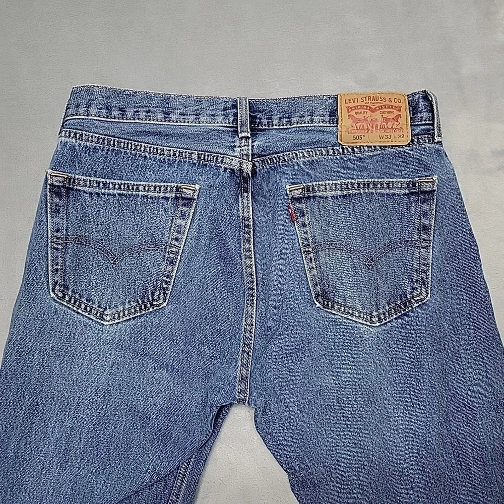 Levi's Jeans Men 33x32 Blue 505 Regular Fit Straight Leg Casual Denim Workwear